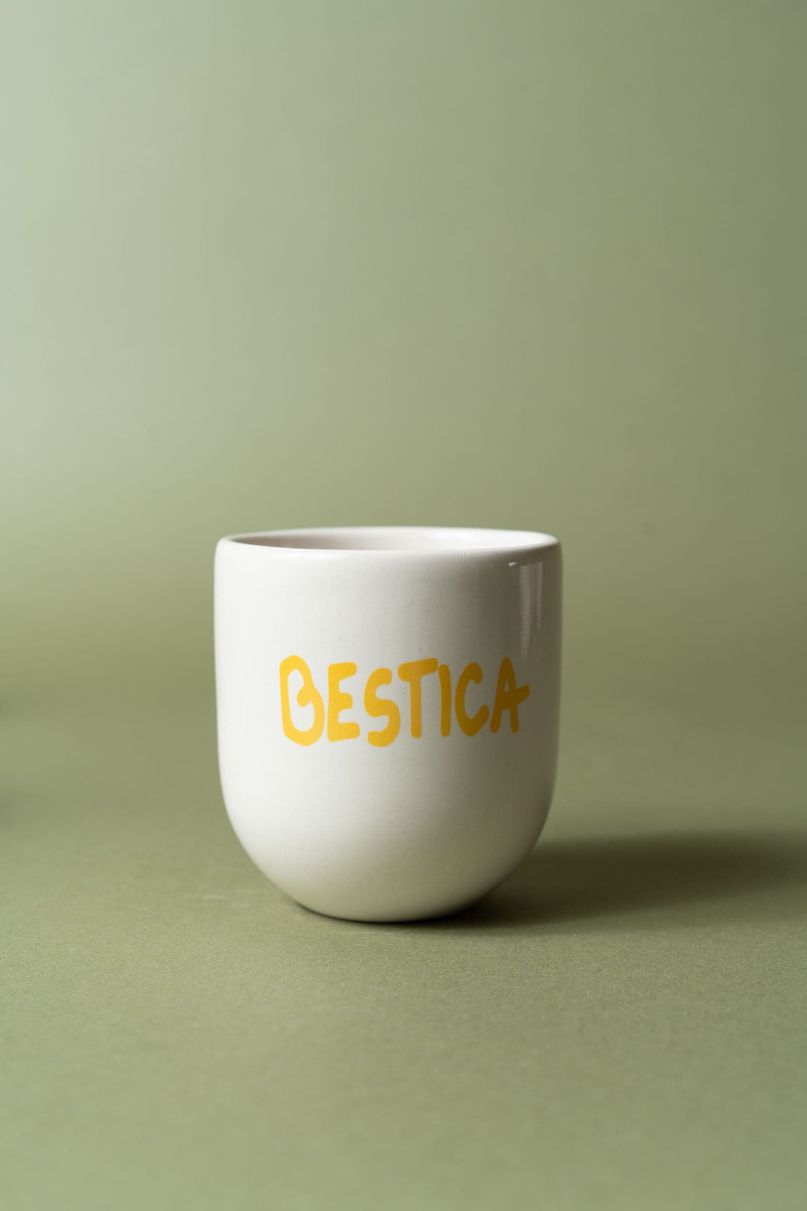 SISI SKODELICA BESTICA