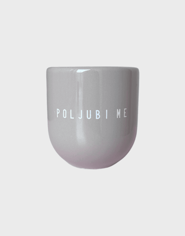 SISI SKODELICA POLJUBI ME